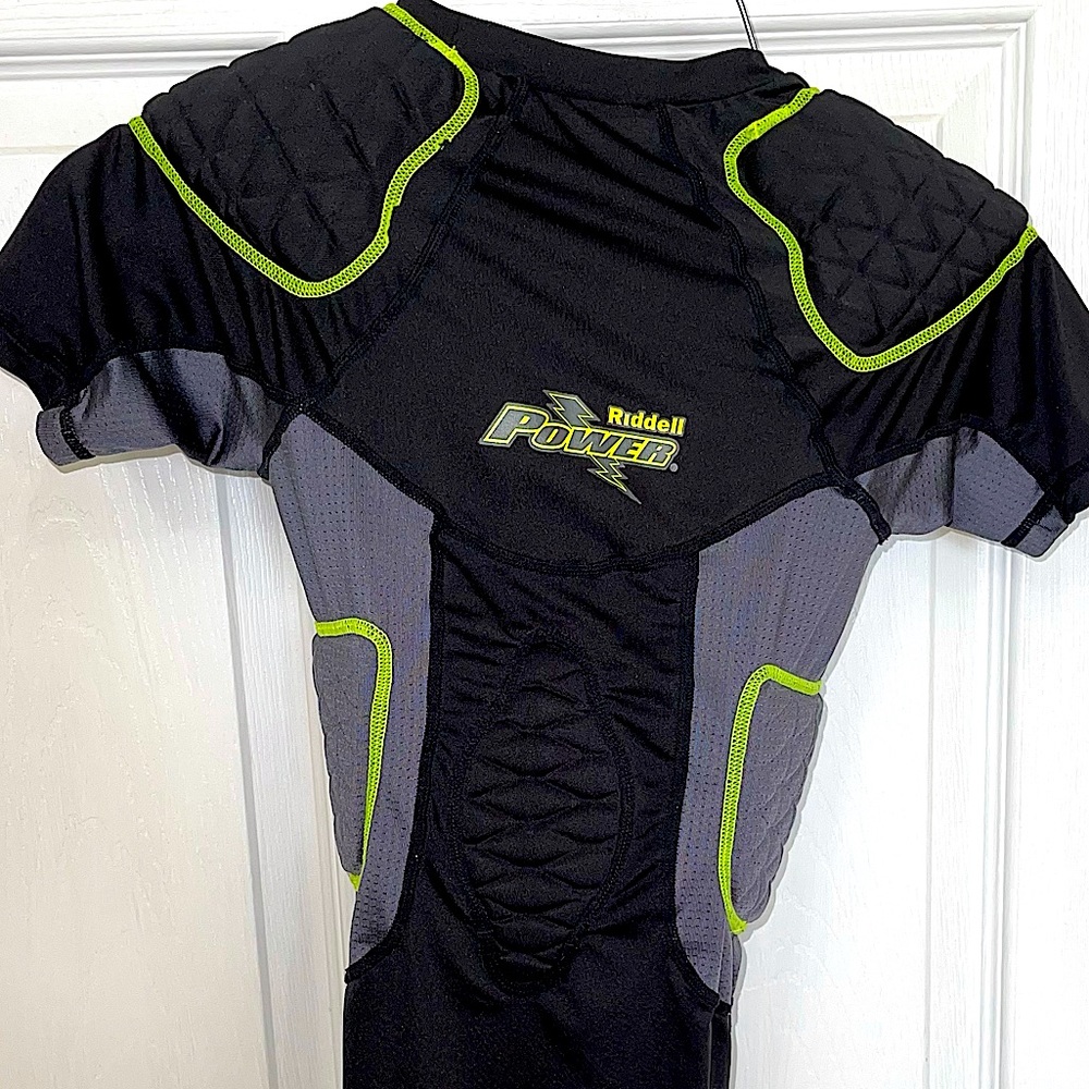 Riddell Youth Medium Football Compression shirt.